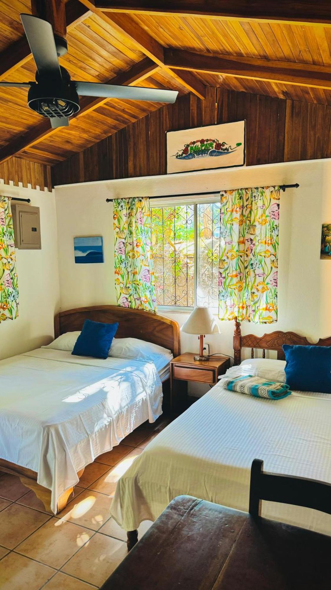Mal Pais Surf Camp Hotel Playa Santa Teresa  Exterior foto